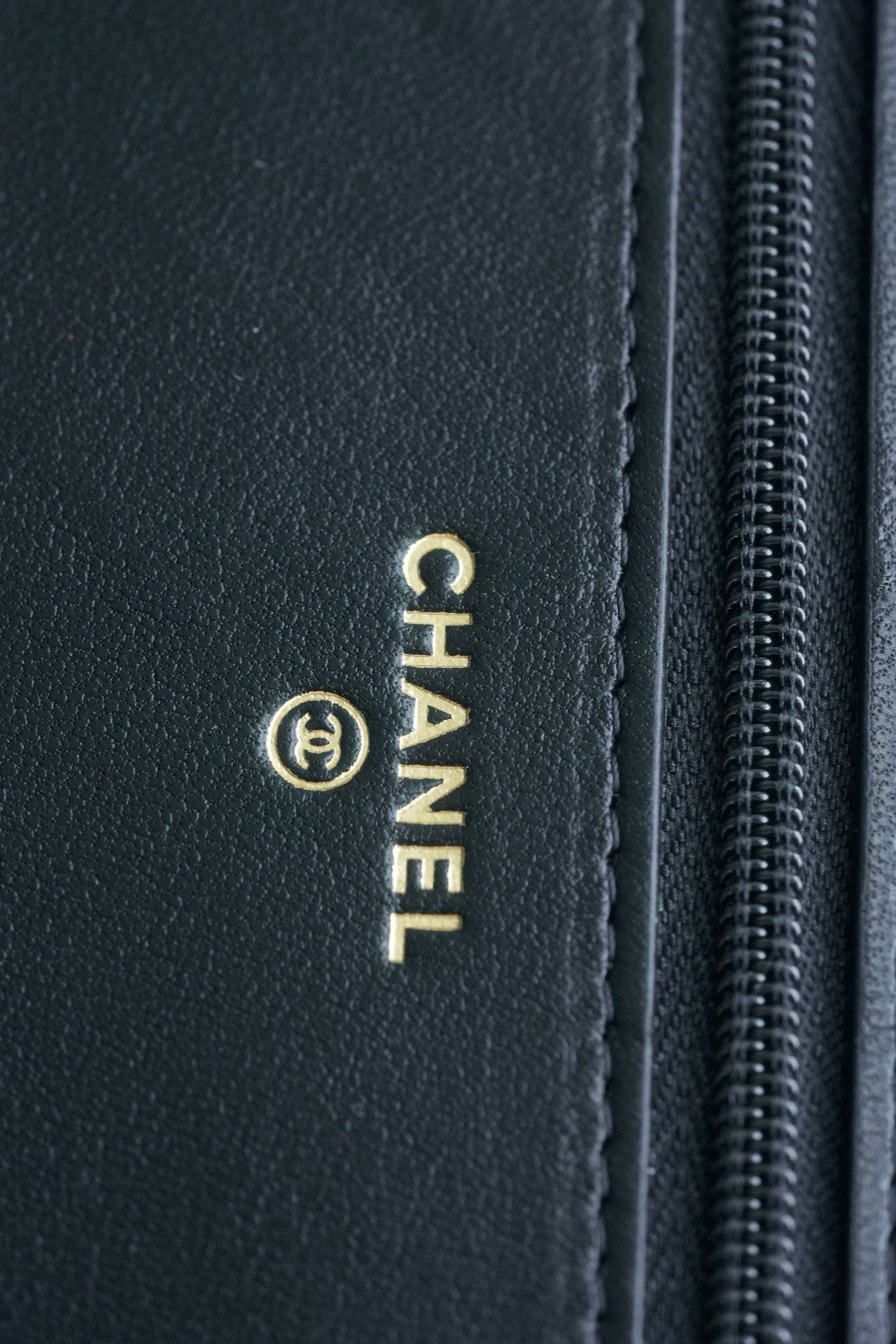 Chanel女士手袋官网旗舰店款式大全 经典黑金woc发财包